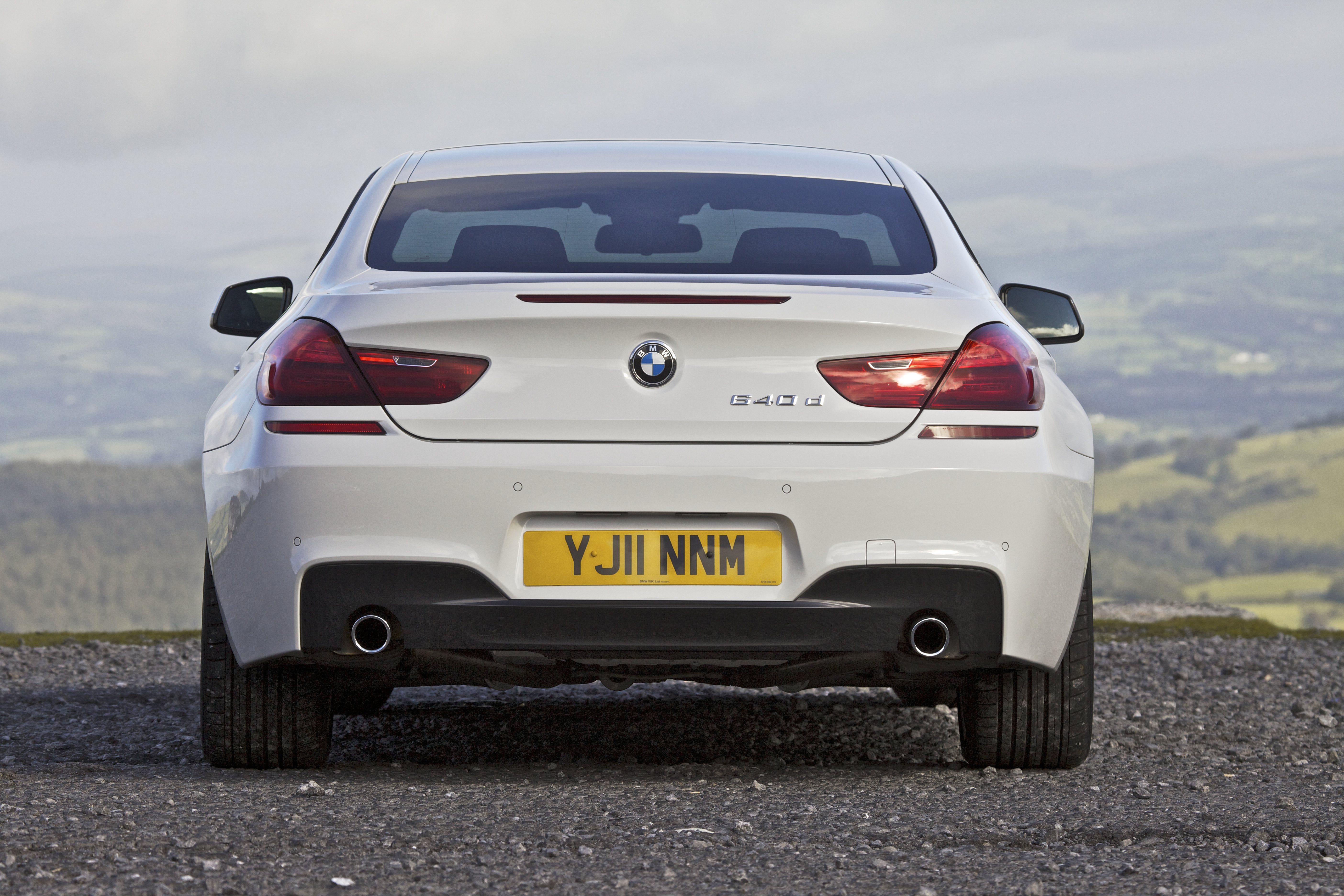 Bmw 6 series rear legroom #3