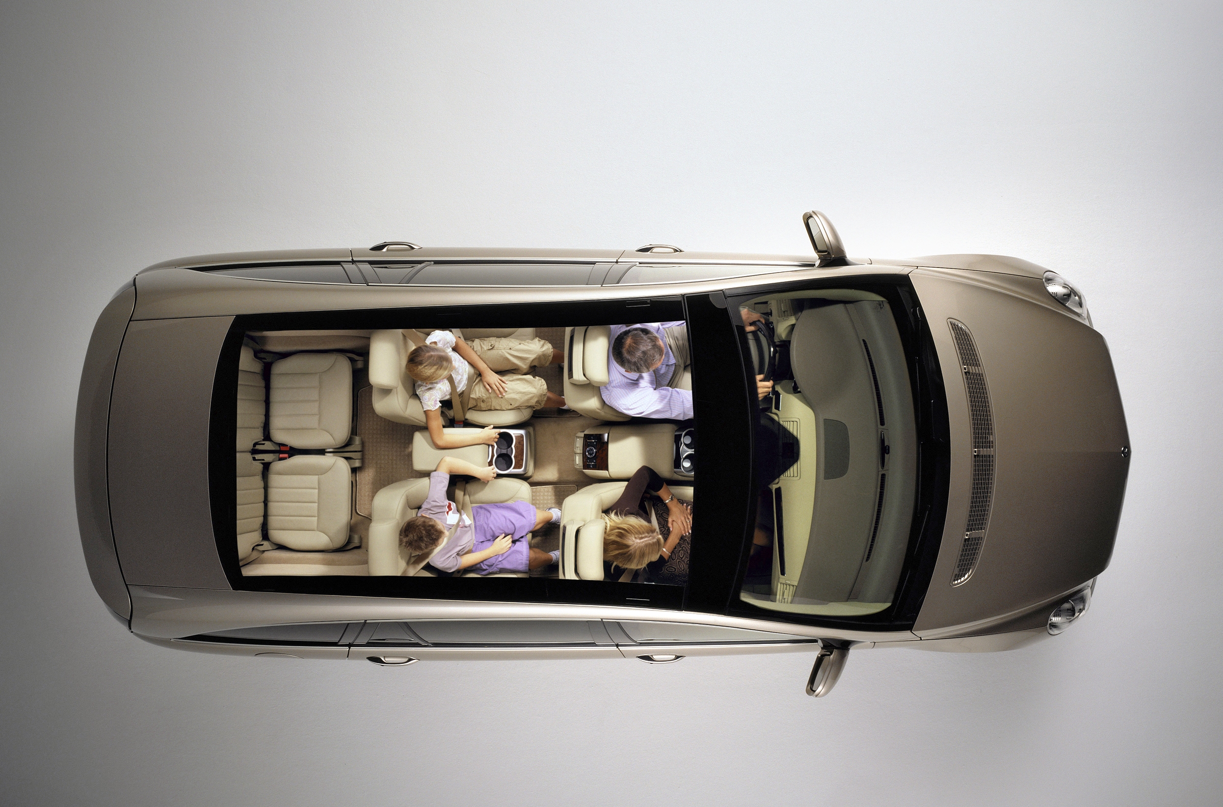 Wagon with Opening Roof