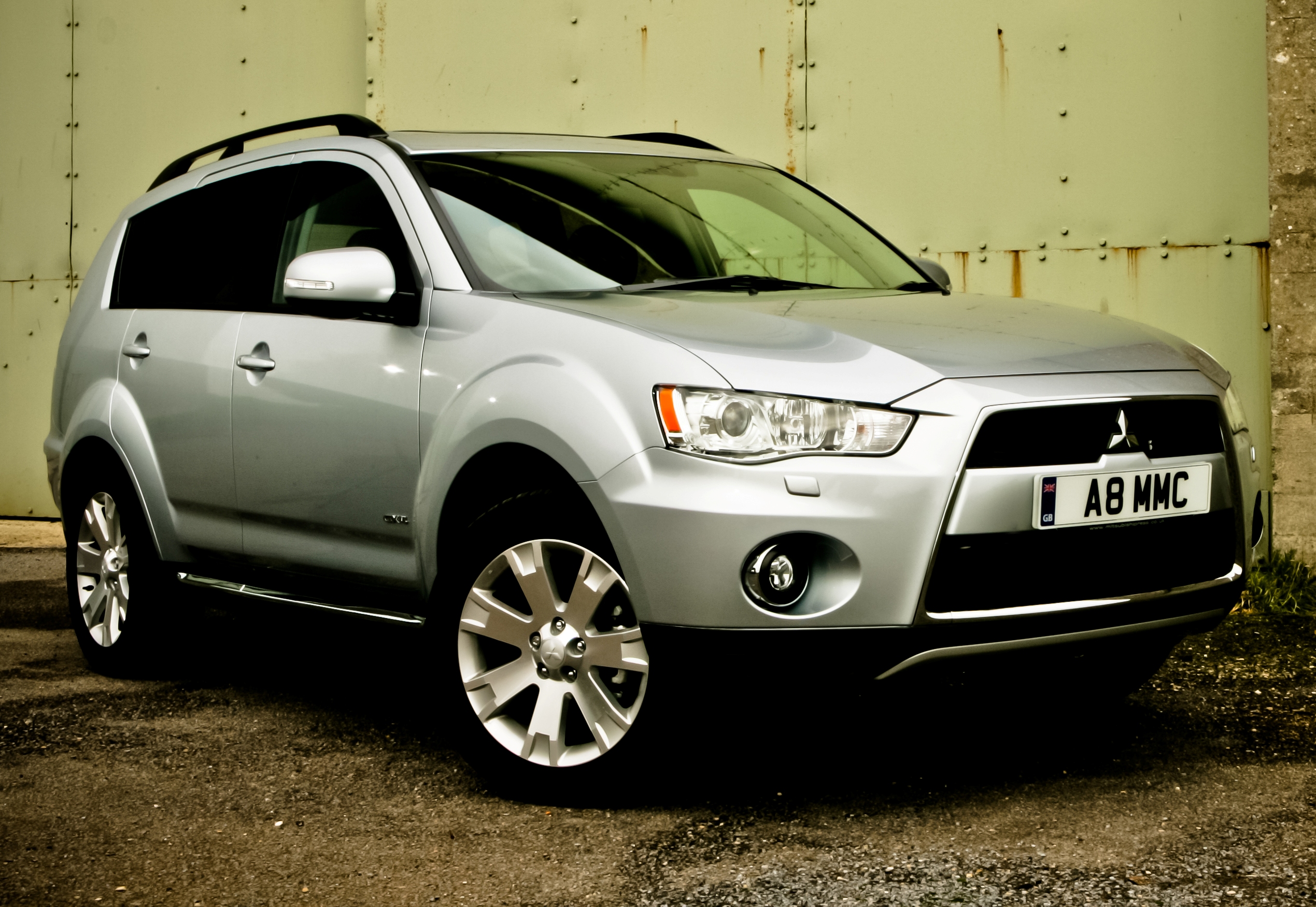 Mitsubishi Outlander 2 2 Di D GX4 SST Car Write UpsCar 